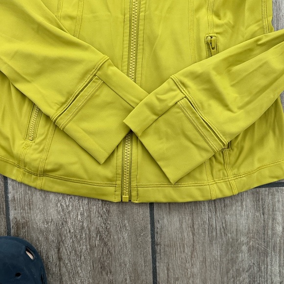 lululemon athletica Yellow-Green Zip Up Jacket - Picture 5 of 6
